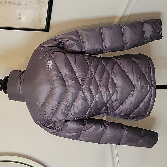 The North Face Womens Metallic Purple Puffer Coat Size Medium - Picture 5 of 8